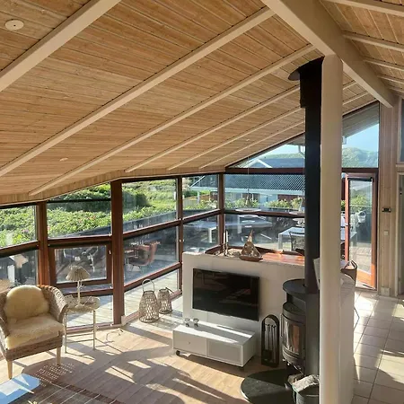 Architect-designed House With Sea View In Lonstrup