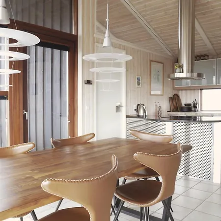度假居 Architect-designed House With Sea View In Lonstrup