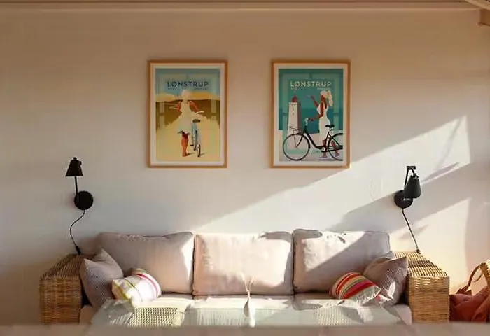 Architect-designed House With Sea View In Lonstrup Сasa de vacaciones *