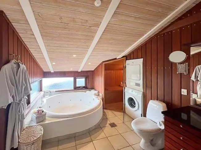 Сasa de vacaciones Architect-designed House With Sea View In Lonstrup