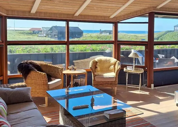 Architect-designed House With Sea View In Lonstrup *